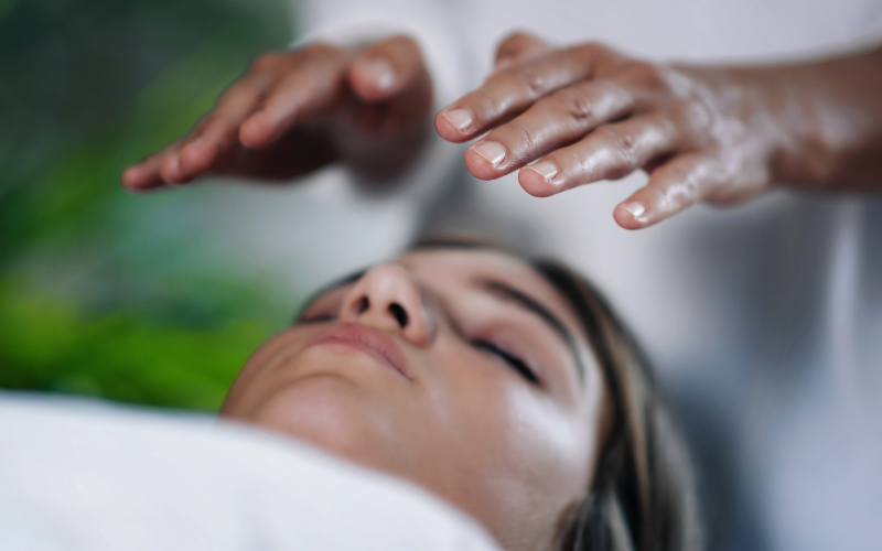 reiki_photo AROMAreiki in Penn Buckinghamshire